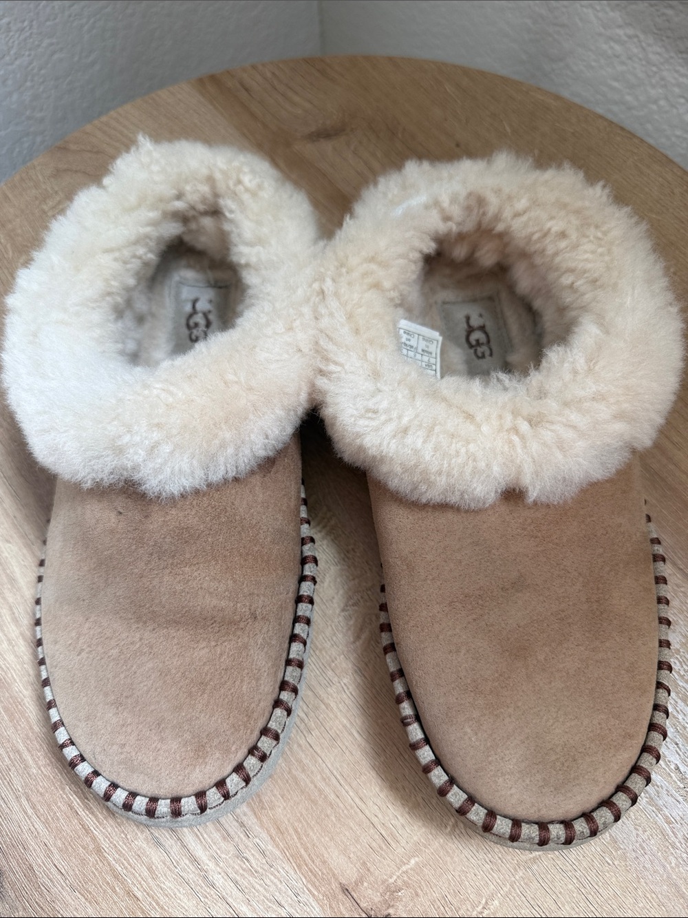 UGG Kids Chestnut Suede Shearling Cuff Slippers - Tan & Cream